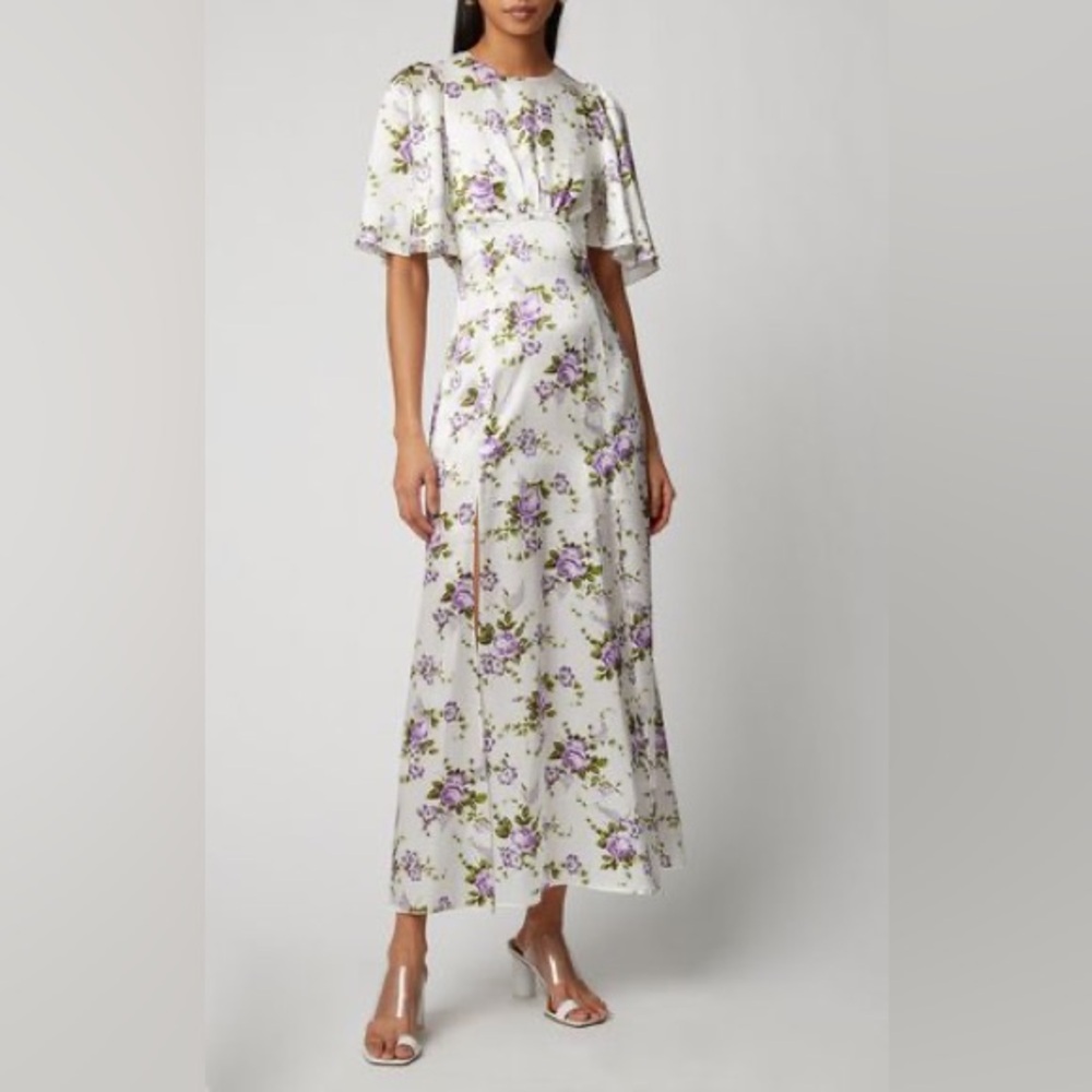 LES REVERIES Petal Sleeve Slit Front Dress